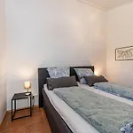 Naturnahe דירה